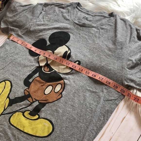 Mickey Mouse tee size large - Picture 4 of 6